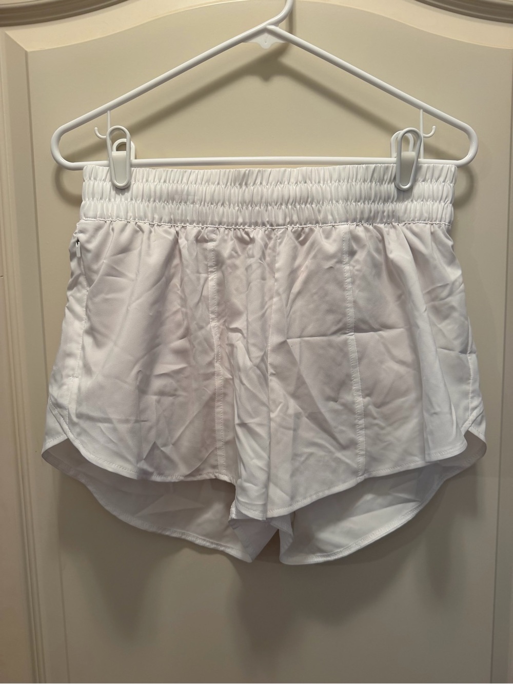 NWT all in motion White Elastic Waist Athletic Shorts - Picture 4 of 9
